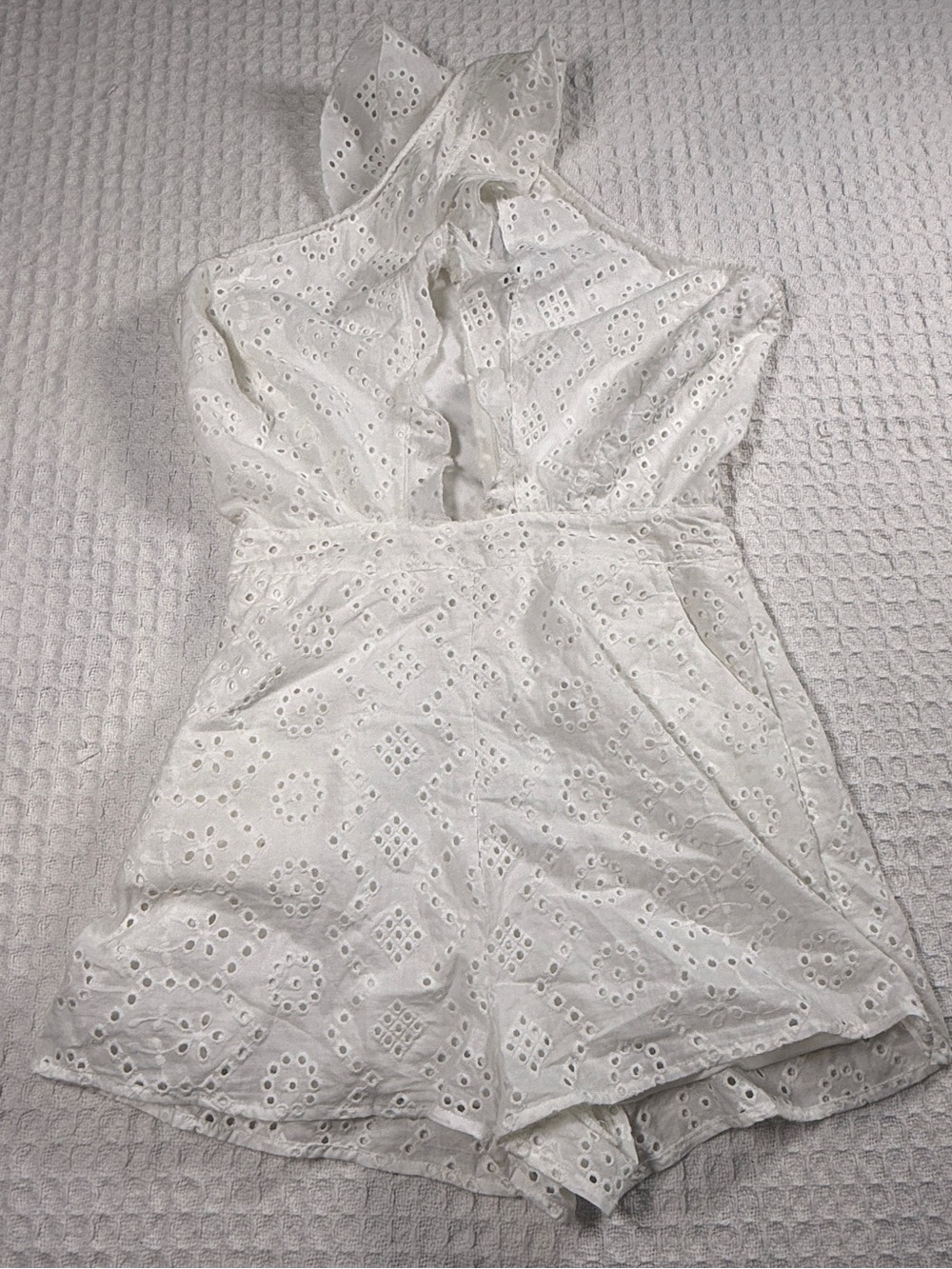 Blue Blush White Eyelet Lace Halter Romper Open Back Linen Blend S